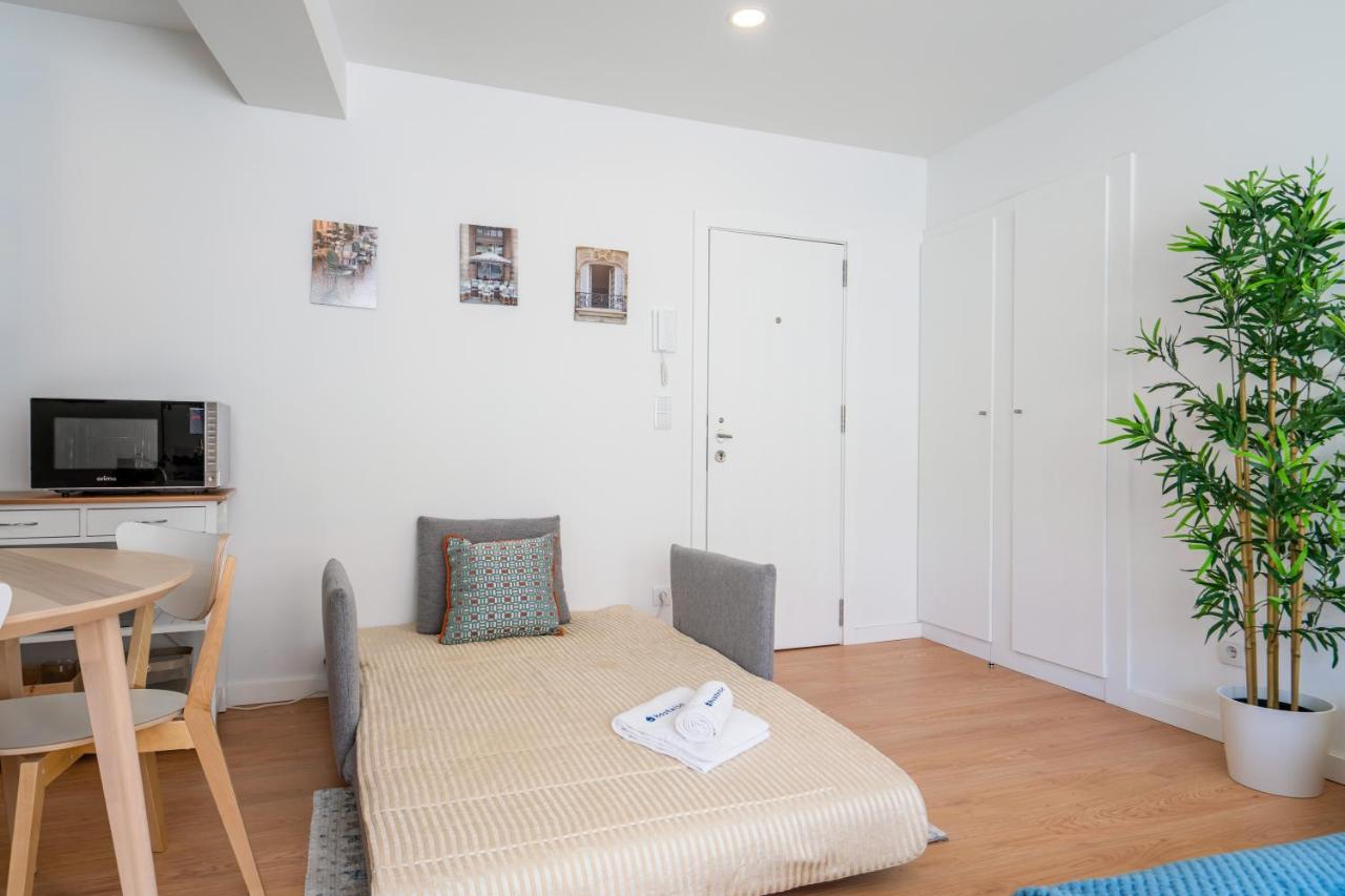 Host Wise - Comfy Sunny Flat - Prime Location Apartment Porto Exterior foto